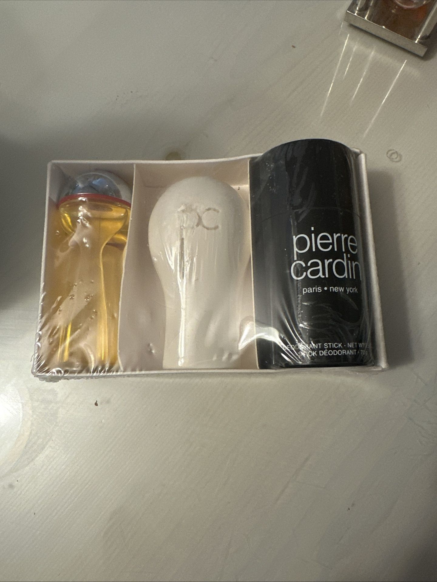 VINTAGE Pierre Cardin Pour