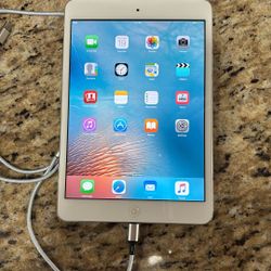 Apple iPad  Mini 1st Generation 