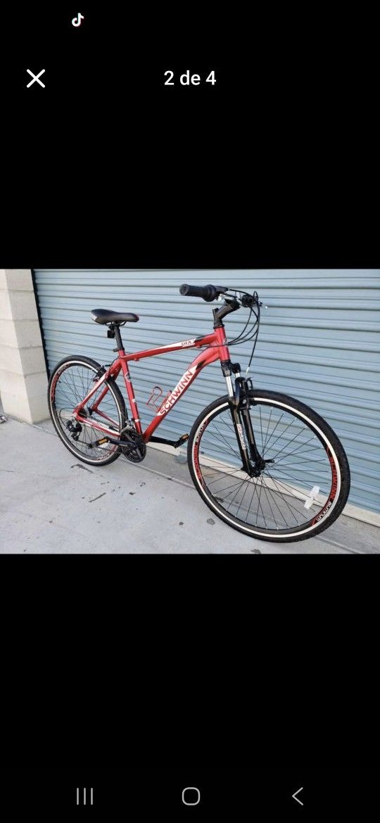 SCHWINN HYBRID BIKE 21 SPEEDS TIRE 700C SIZE M
