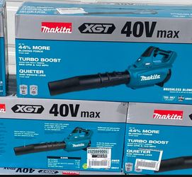 Makita XGT 40V Max Brushless Cordless Leaf Blower (Tool Only)