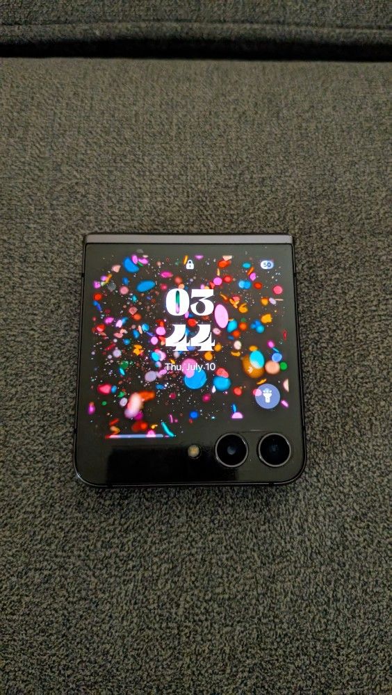 Samsung Galaxy Flip 5 Unlocked 512GB