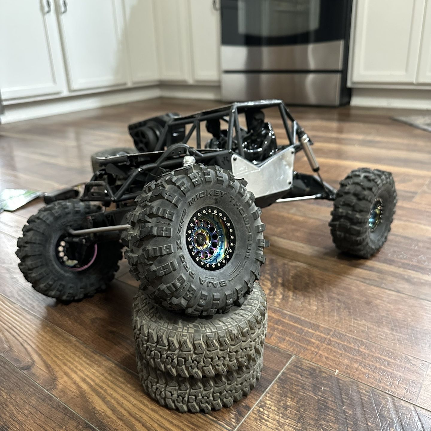 Axial Gilamon UPGRADED RTR for Sale in Phelan, CA - OfferUp