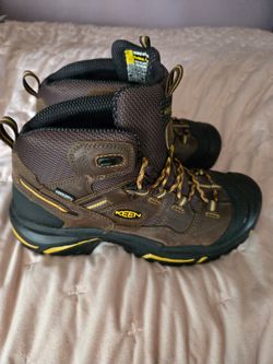 Keen safety toe boots 10D