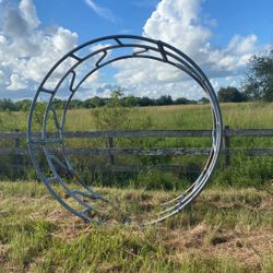 Round Bale Feeder