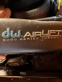 DW9000 4 Leg Throne