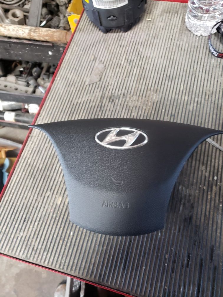 Hyundai Elantra parts