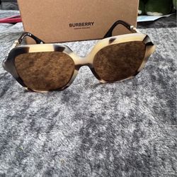 Designer Burberry Sunglasses 