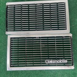 1984 Delta 88 Oldsmobile Grill Inserts