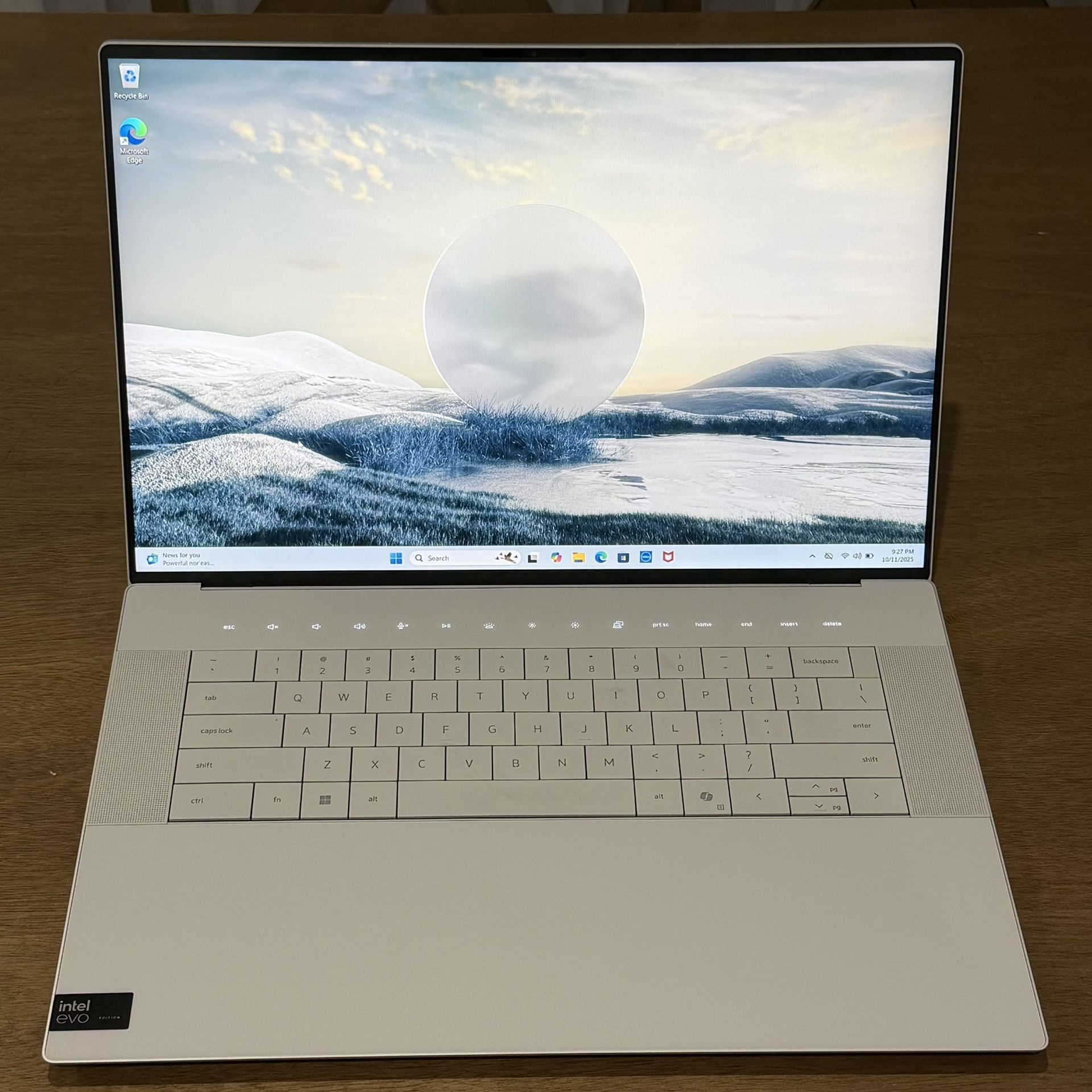 Dell - XPS 16 9640 16.3” 120Hz Laptop 2K 