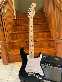 Squier Stratocaster w/ Fender Amp