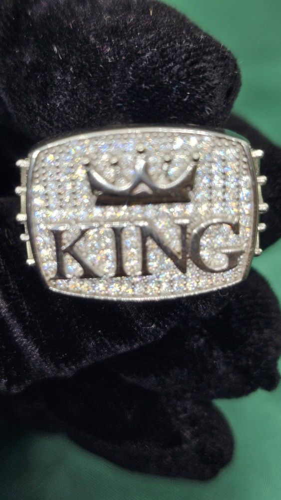 VVS D Moissanite “KING” Crown Ring – Fully Iced 925 Sterling Silver