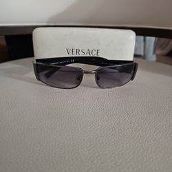Versace.  Sunglasssys