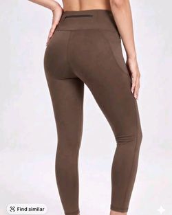 Size M High Waist Leggings with Zipper Pockets, Non-See-Through, Quick-Dry & Moisture-Wicking for Yoga, Running, and Training, Outdoor
Color: Brown