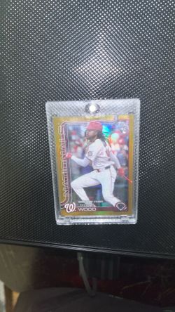 2025 Topps James Wood True Gold /50