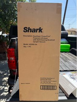 Shark vacuum. Model: AZ2002 S4