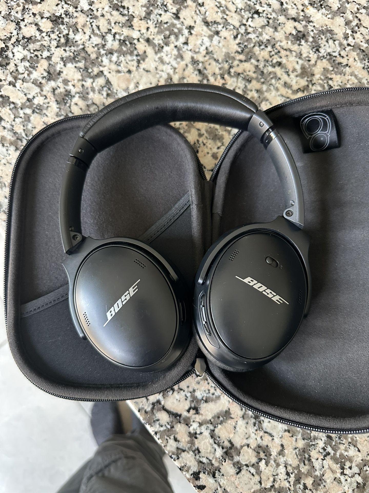 Bose Quietcomfort Headphones
