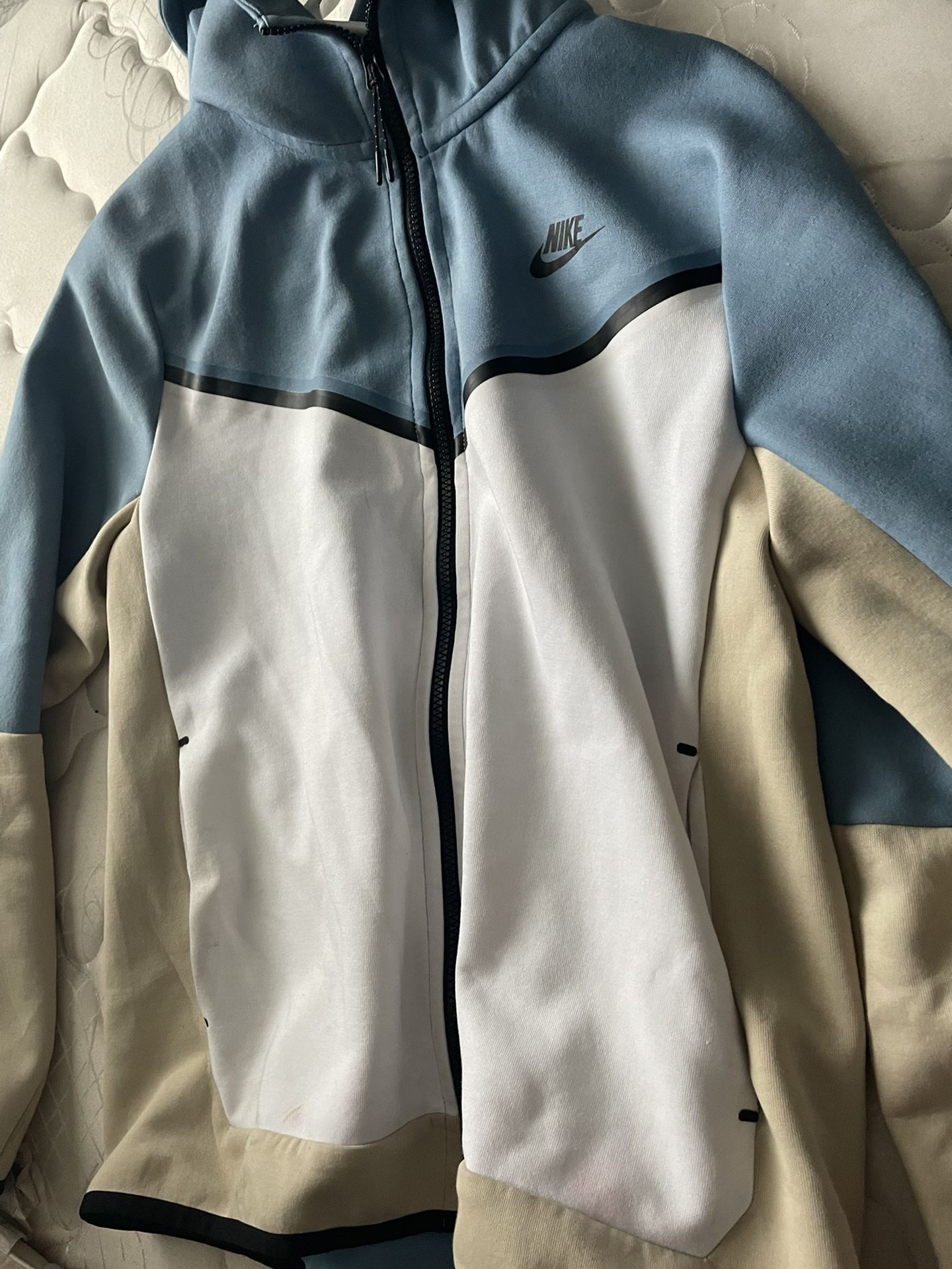 Nike Tech Fleece