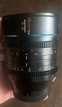 SIRUI 35mm T2.9 1.6X Full-Frame Anamorphic Lens Cinema (E Mount)