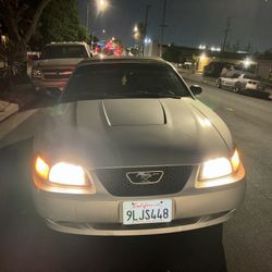 2004 Ford Mustang V6 Automatic