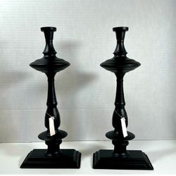 Set Of 2 Candle Holders 