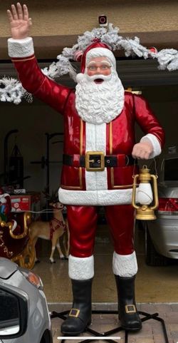 New HOME ACCENTS HOLIDAY 8.5 FT Giant-Sized LED Towering Santa