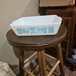 Vintage Pyrex  Butterprint Refrigerator Dish 503 1 1/2 Quart Casserole Dish