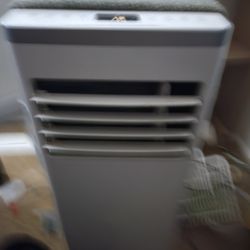 Stand-up, rolling A/C unit With Dehumidifier