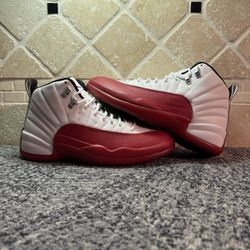 -Jordan 12 “Cherrys” -Size 8M -Barely used -Og all -Shipping available  -Dm for more info