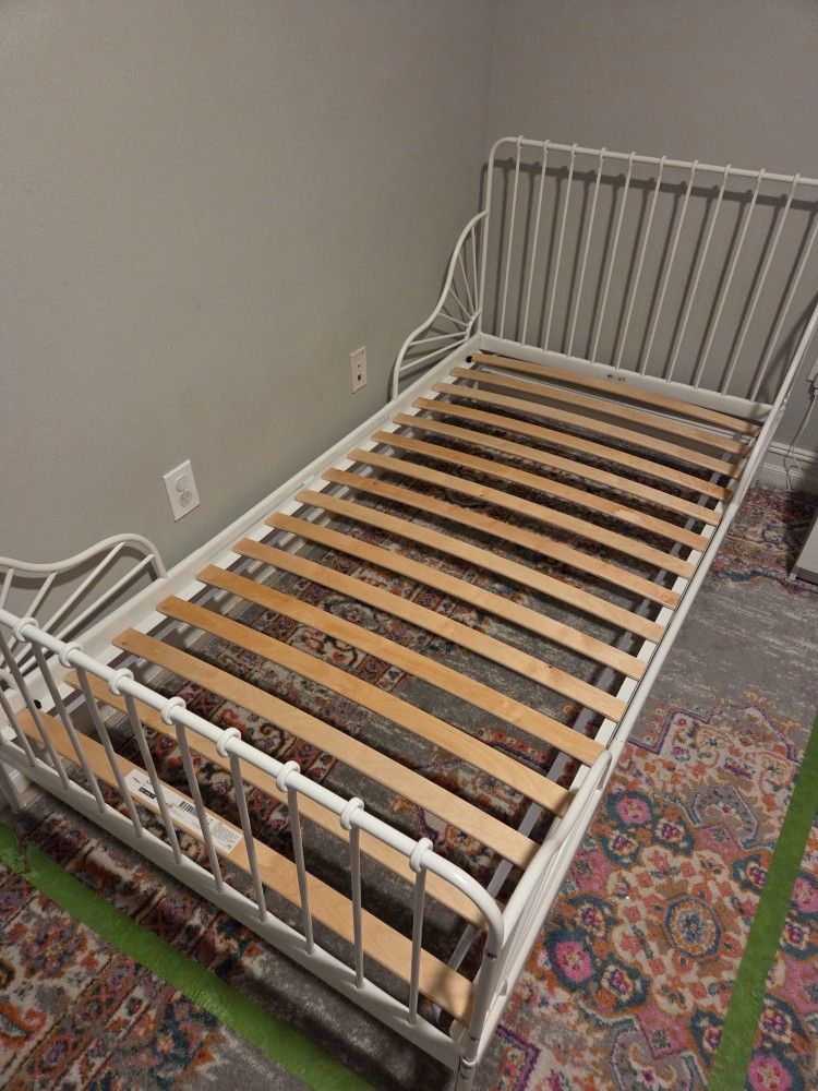 Kids Bed frame, twin, white