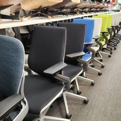 40% TO 50% OFF RETAIL!🔥STEELCASE CHAIRS - LEAP V2 - GESTURE - AMIA - THINK V2 - SIENTO - SERIES 2 FABRIC/LEATHER OPTIONS PICK-UP- DELIVERY - SHIP