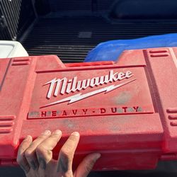Milwaukee Sawzaw