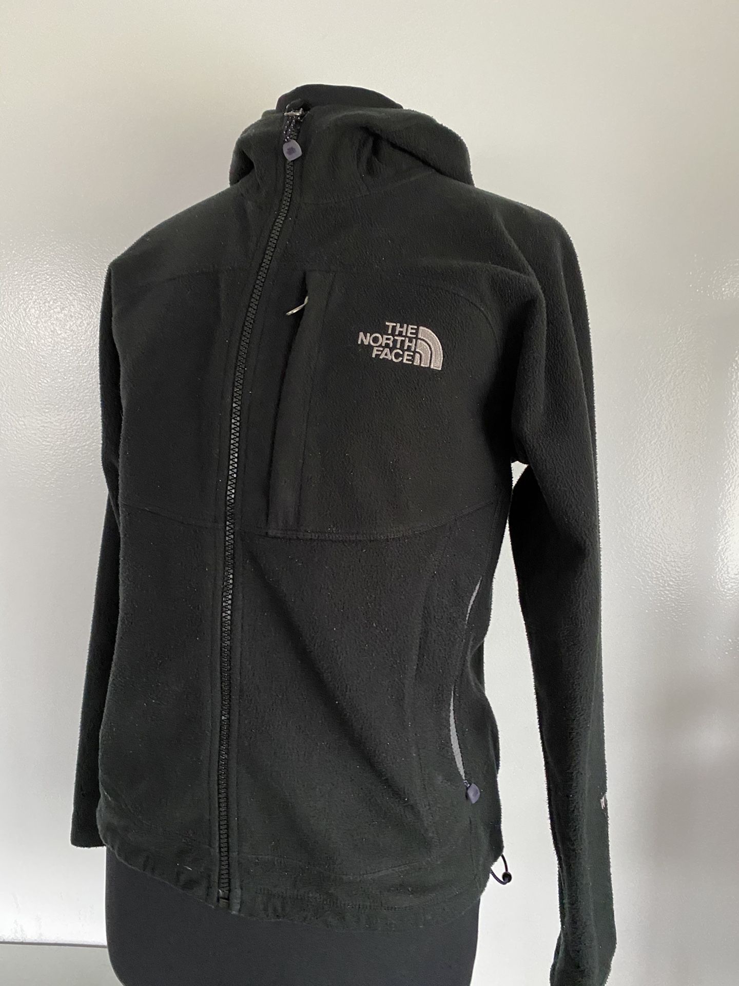 The North Face windbreaker hooded jacket, Size Women’s S