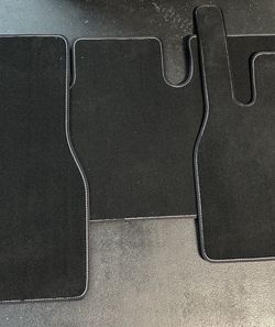 Tesla Model S OEM Floor Mats