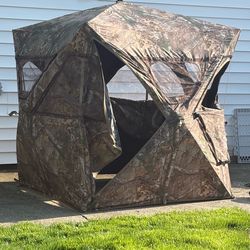 Field and stream real tree ground blind 360 degree view. 2 person
