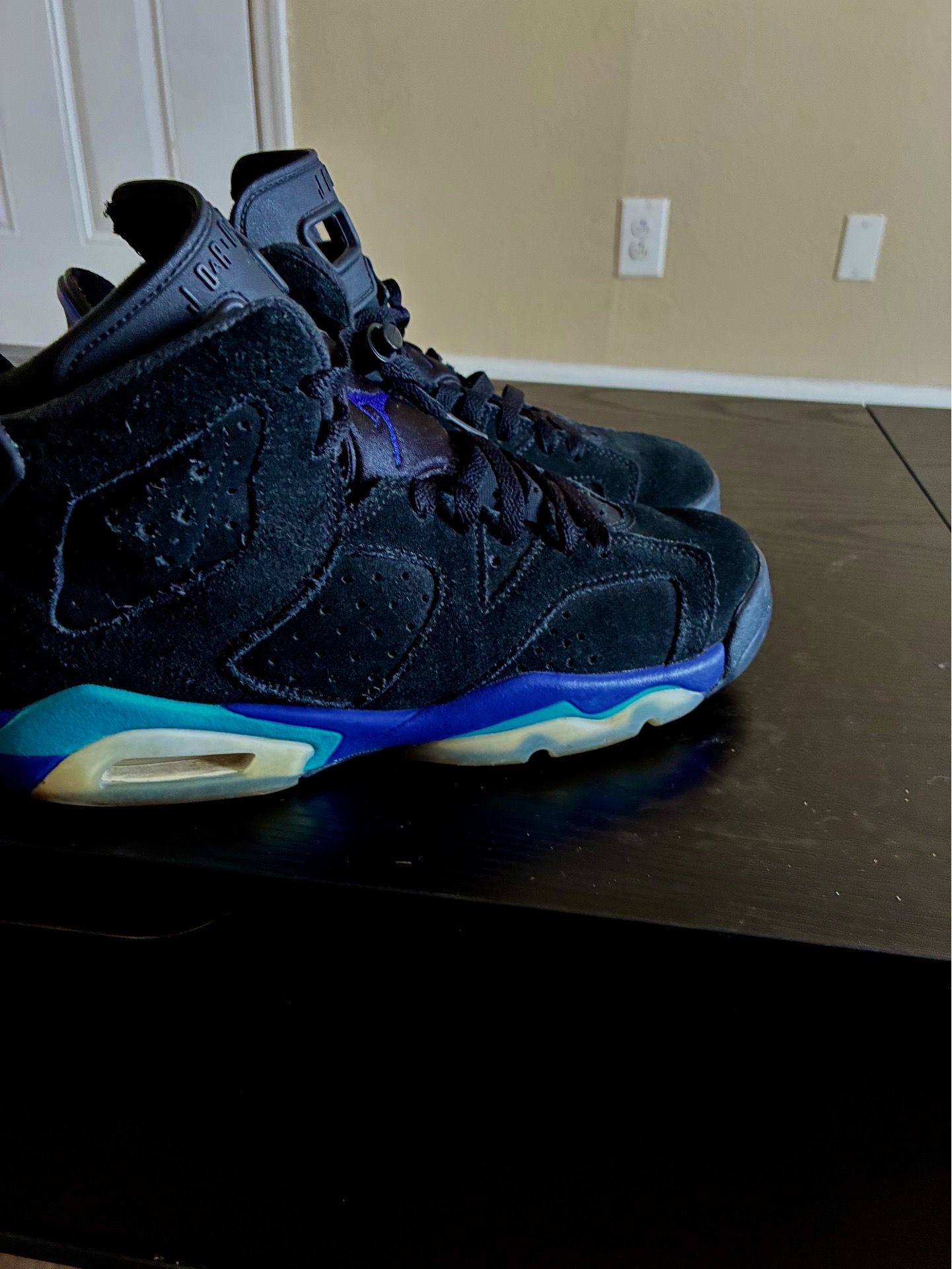 Jordan 6 aqua