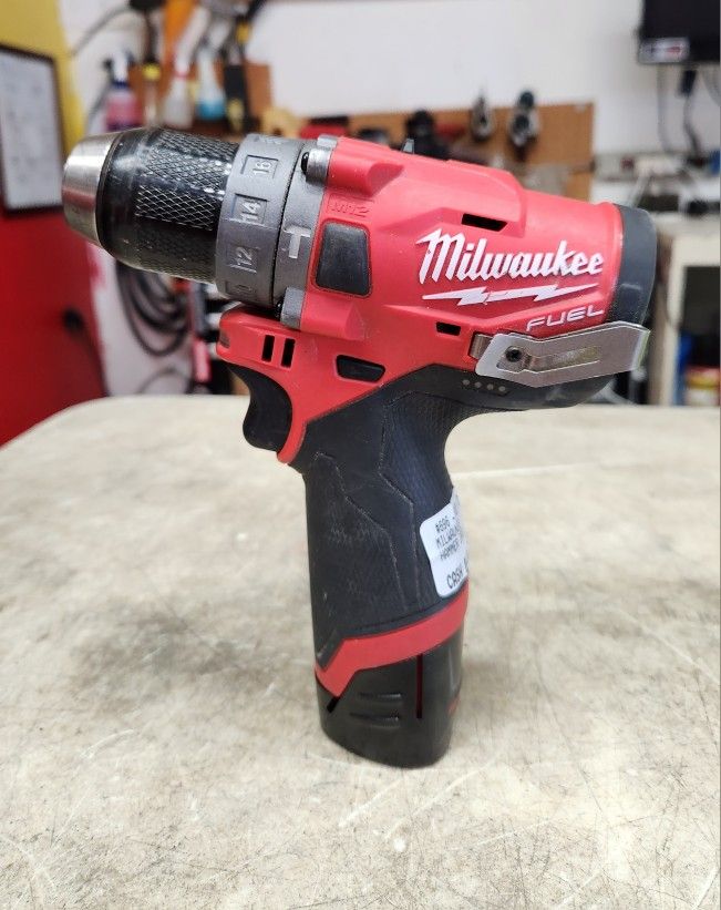 Milwaukee Drill With Battery 2504-20 Used