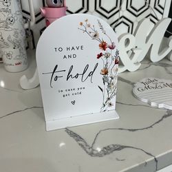 Little table sign for blanket party favor