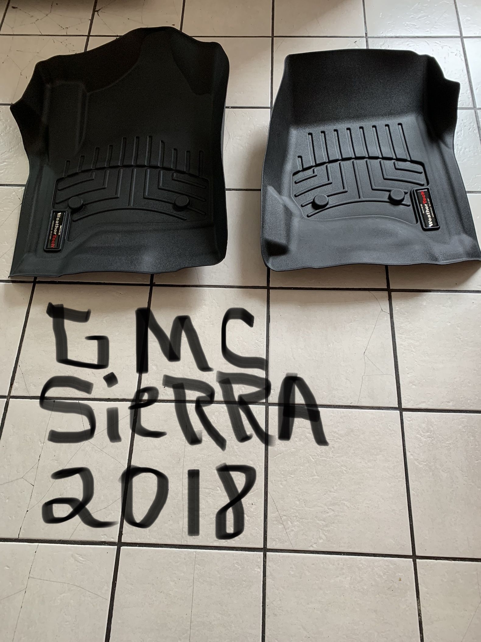 Weather Tech GMC Sierra 🪚. 2018