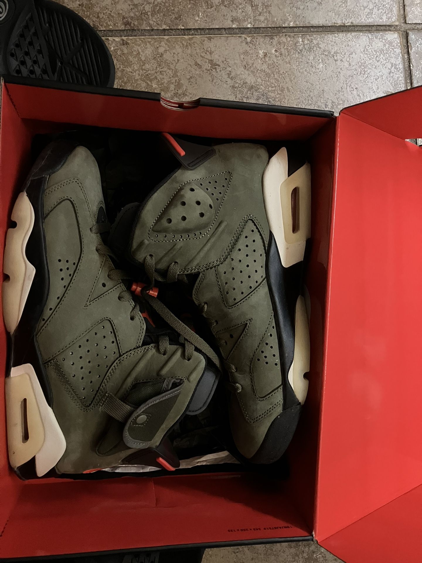 Jordan 6 Olive Green