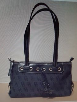 DOONEY& BOURKE.SIGNATURE BAG