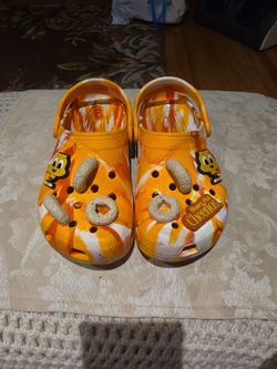 Crocs-