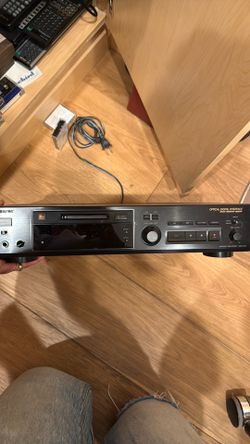 1995 Sony mini disk optical digital interface