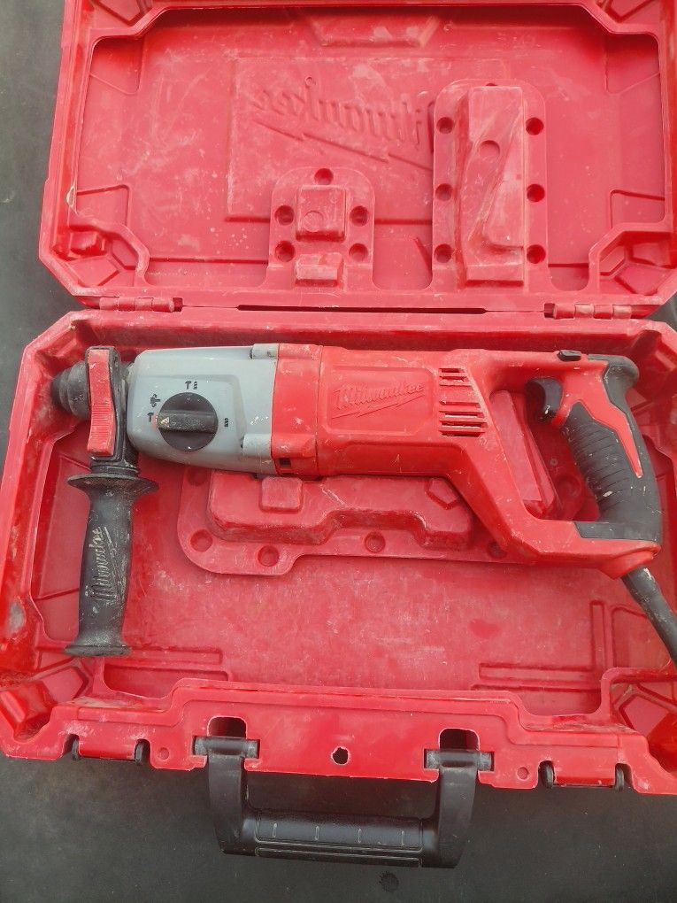 Milwaukee Plus Rotary Hammer