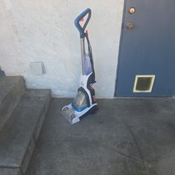 Carpet cleaner hoover