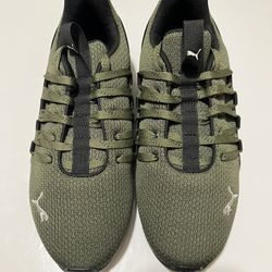 Puma shoes size 7.5