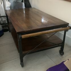 Coffe table with wheels 4ft x 2ft