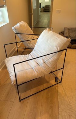 Stylish cream lounge chairs