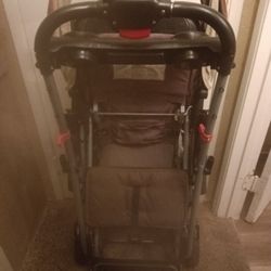 Baby Trend SIT AND STAND DOUBLE STROLLER 