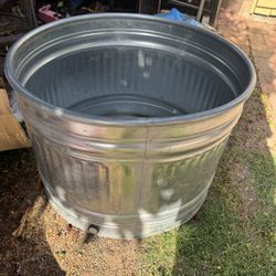 Behlen Country 3x2’ Stock Tank 