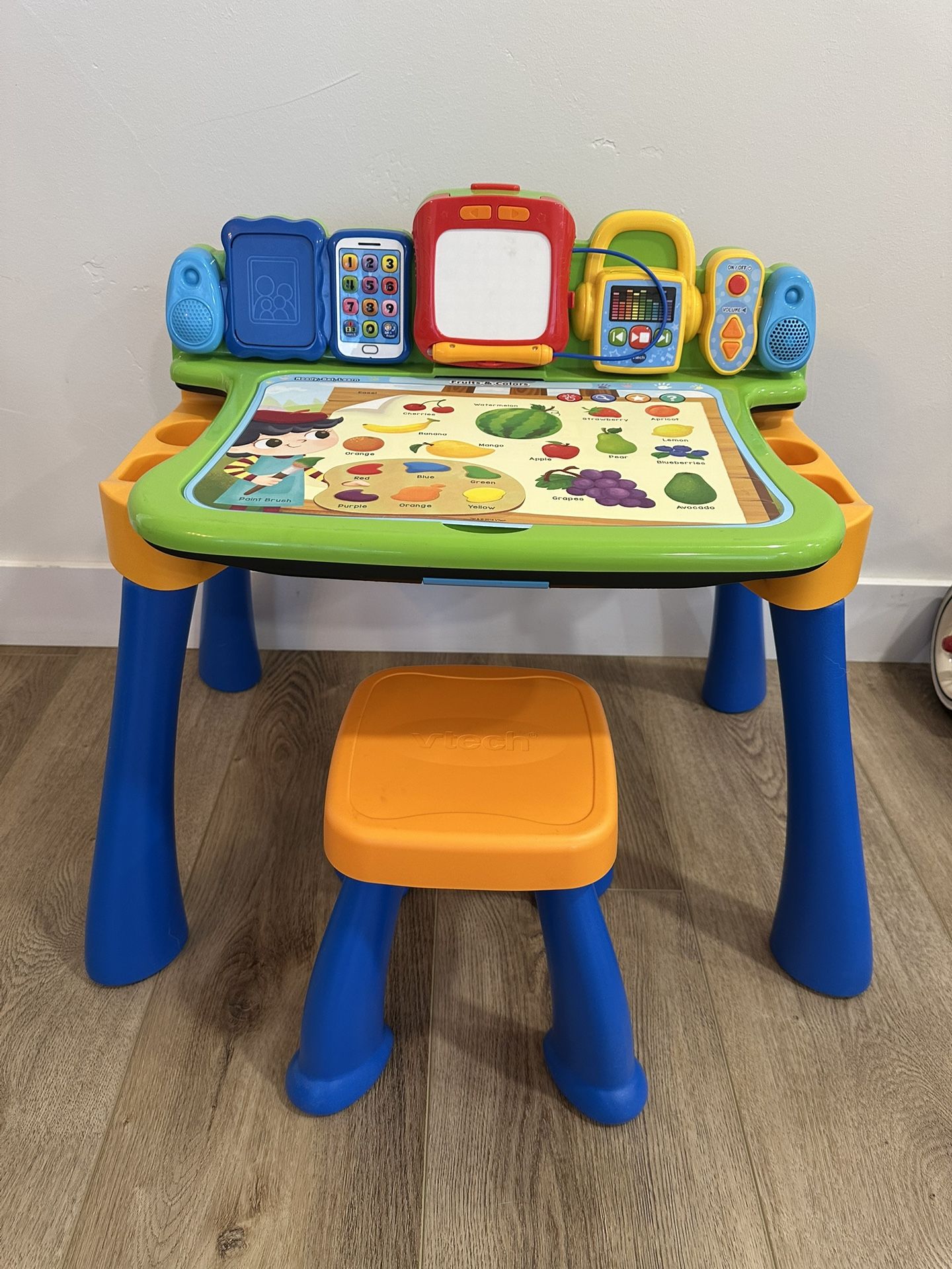 VTech Learning Table With Stool